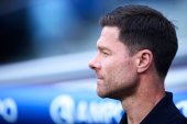 Xabi Alonso ma następny problem. Piłkarz Realu Madryt opuścił boisko z dolegliwościami bólowymi