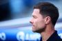 Xabi Alonso ma następny problem. Piłkarz Realu Madryt opuścił boisko z dolegliwościami bólowymi
