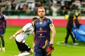 „Dodatek do kontraktu za grę w obronie?”, „Nowa pozycja w Widzewie?”. Wpis Kamila Grosickiego wywołał lawinę komentarzy