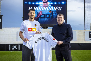 OFICJALNIE: Mistrz świata wrócił do LaLigi. W 2024 roku był dogadany z FC Barceloną